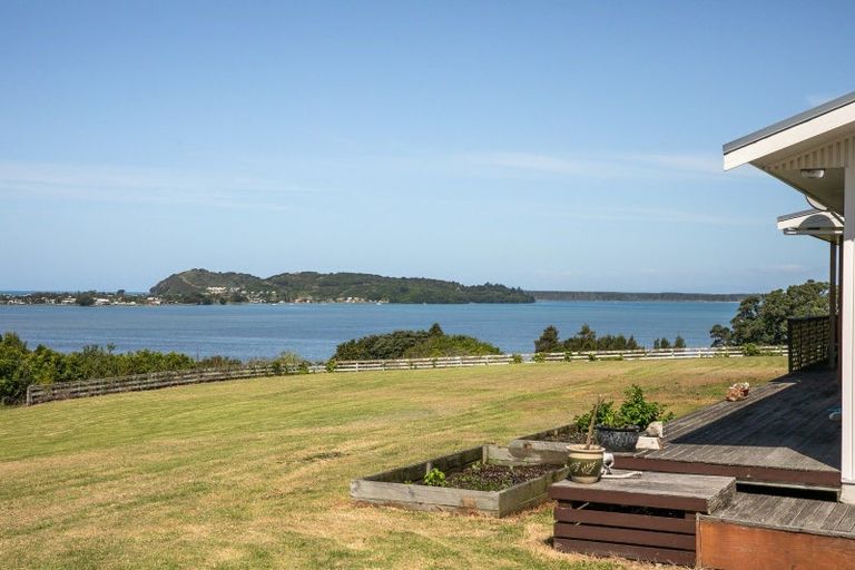 Photo of property in 133a Athenree Road, Athenree, Katikati, 3177