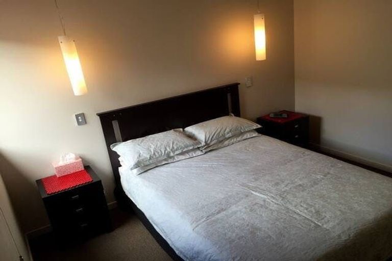 Photo of property in Montreaux Apartments, 9f/164 The Terrace, Wellington Central, Wellington, 6011