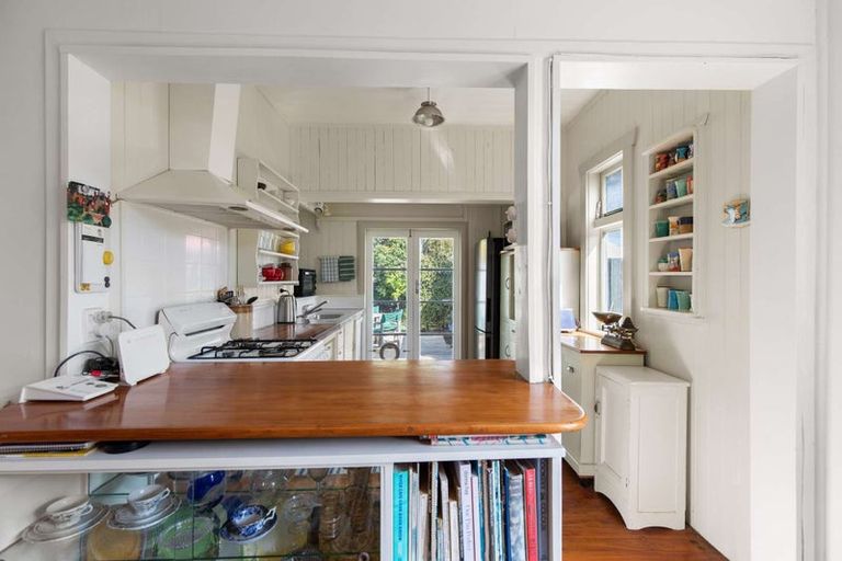 Photo of property in 16 Stark Street, Durie Hill, Whanganui, 4500