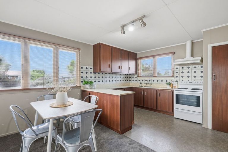 Photo of property in 1 Braemar Street, Kew, Invercargill, 9812