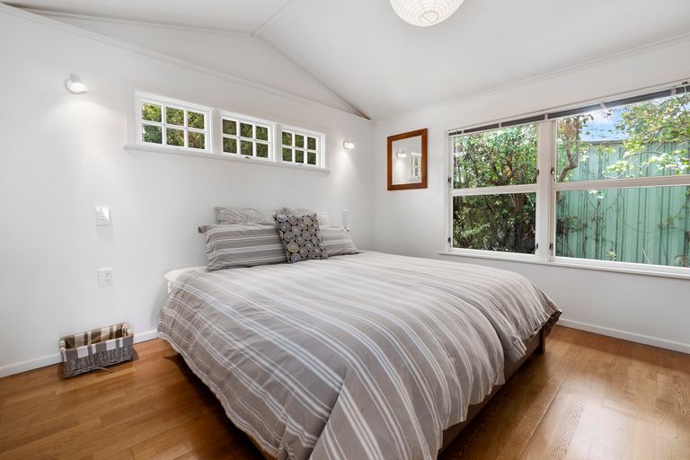 Photo of property in 3 Kowhai Terrace, Leigh, 0985