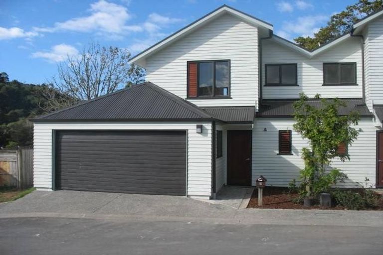 Photo of property in 7/11 The Avenue, Albany, Auckland, 0632