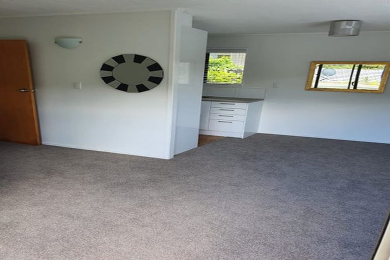 Photo of property in 146 Glendhu Road, Bayview, Auckland, 0629