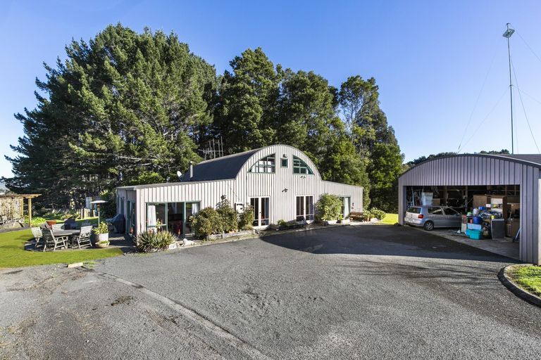 Photo of property in 6 Nandina Lane, Pukekohe, 2120