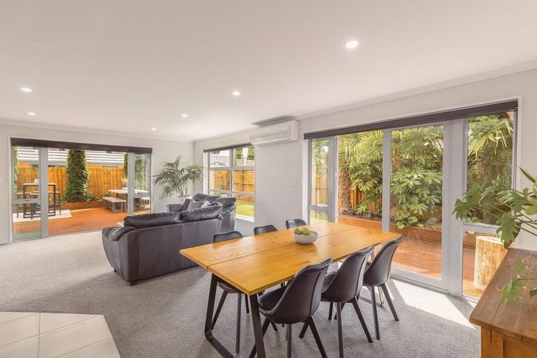 Photo of property in 112 Metehau Street, Marshland, Christchurch, 8083