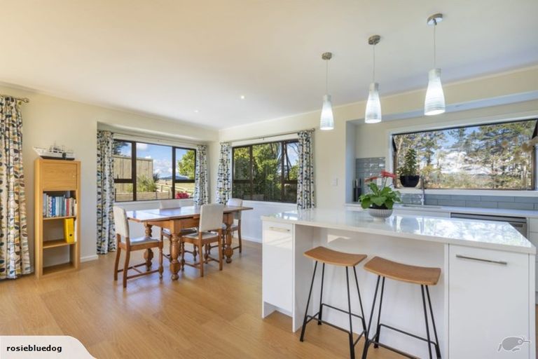 Photo of property in 66 Waiteitei Road, Wellsford, 0974