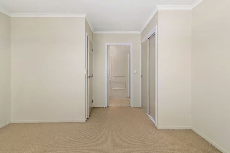 Photo of property in 56/64 Kawaha Point Road, Kawaha Point, Rotorua, 3010