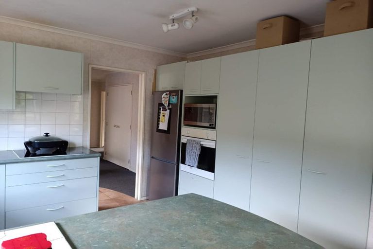 Photo of property in 1/28 Bernie Edwards Place, Botany Downs, Auckland, 2010