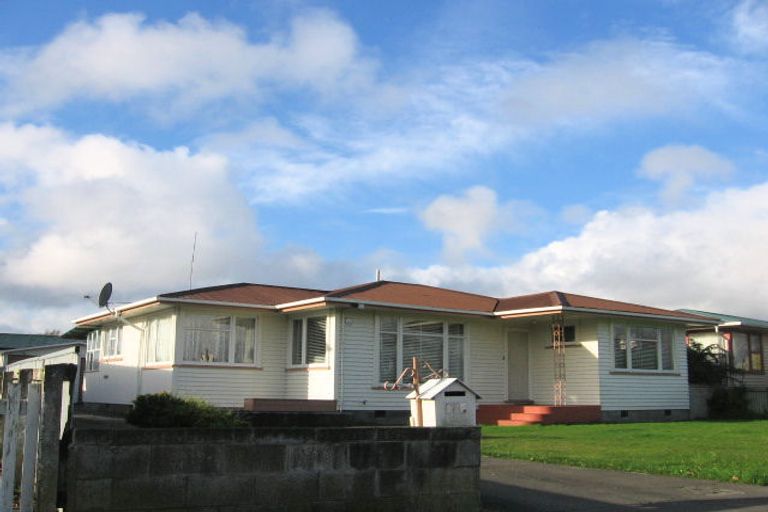Photo of property in 130 Highbury Avenue, Highbury, Palmerston North, 4412