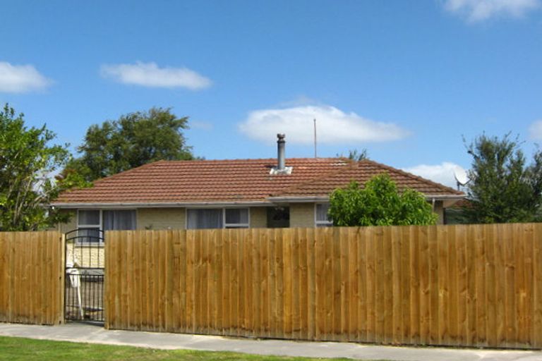 Photo of property in 1 Stanton Crescent, Hoon Hay, Christchurch, 8025