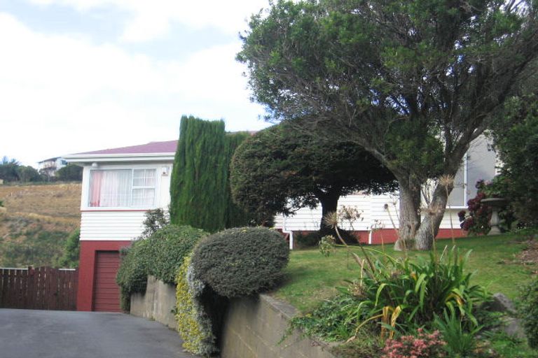 Photo of property in 60 Helston Road, Paparangi, Wellington, 6037