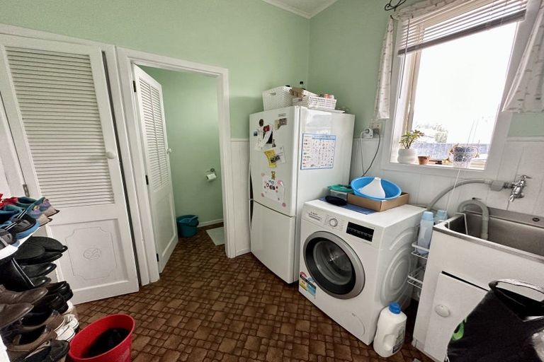 Photo of property in 66 Willis Street, Grasmere, Invercargill, 9810