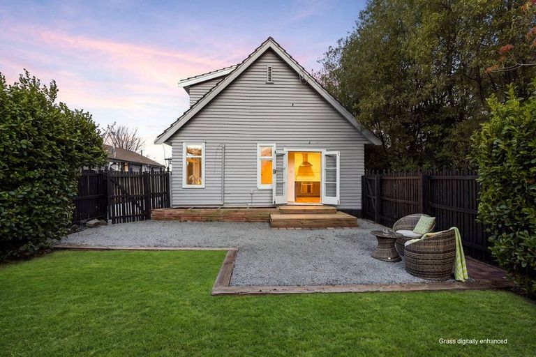 Photo of property in 1/94 Springfield Road, St Albans, Christchurch, 8014