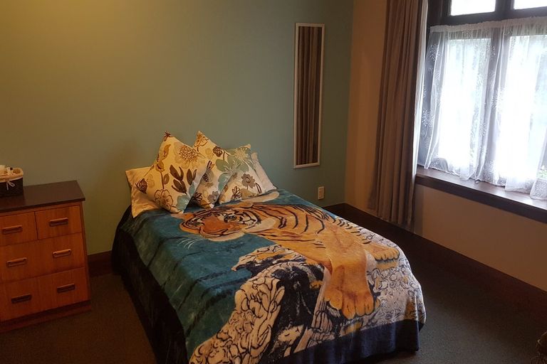 Photo of property in 62 Lyndhurst Street, Takaro, Palmerston North, 4412