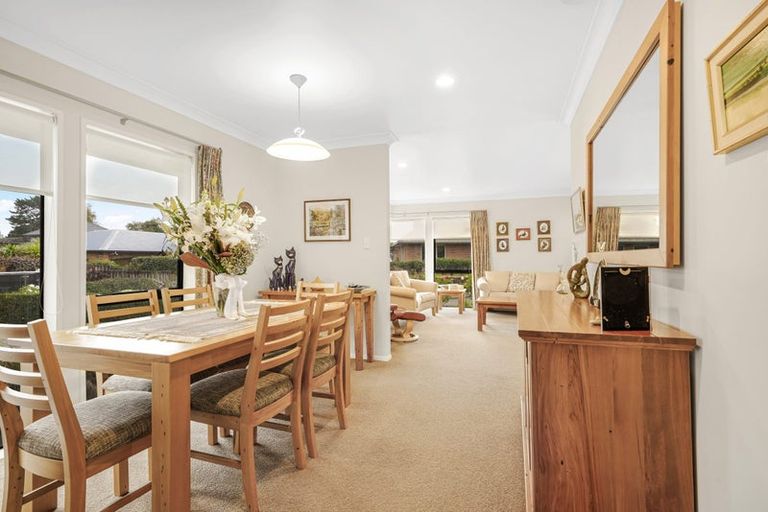 Photo of property in 5 Dallinger Street, St Andrews, Hamilton, 3200