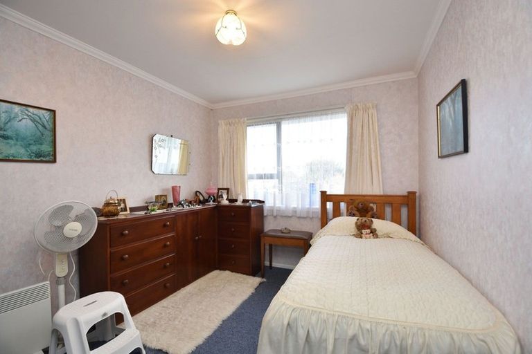 Photo of property in 48 Lothian Crescent, Strathern, Invercargill, 9812