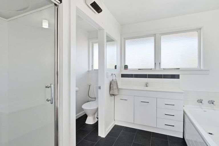 Photo of property in 69 Deepdale Street, Burnside, Christchurch, 8053