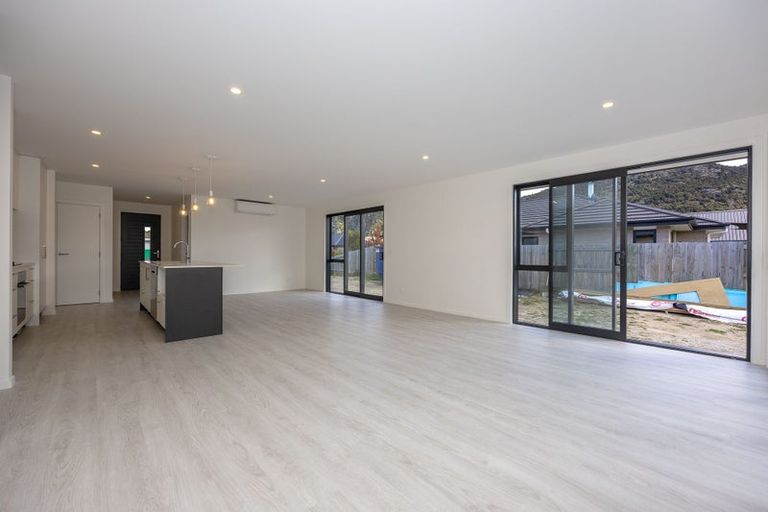Photo of property in 6 Mallard Street, Albert Town, Wanaka, 9305