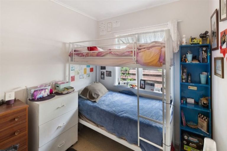 Photo of property in 57 Wedgwood Avenue, Mangere East, Auckland, 2024