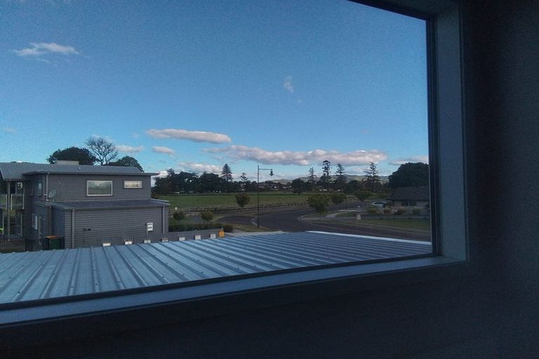 Photo of property in 46 Plescher Crescent, Leamington, Cambridge, 3432