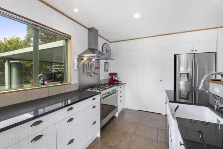 Photo of property in 97 Greenhill Road, Waikanae, 5391