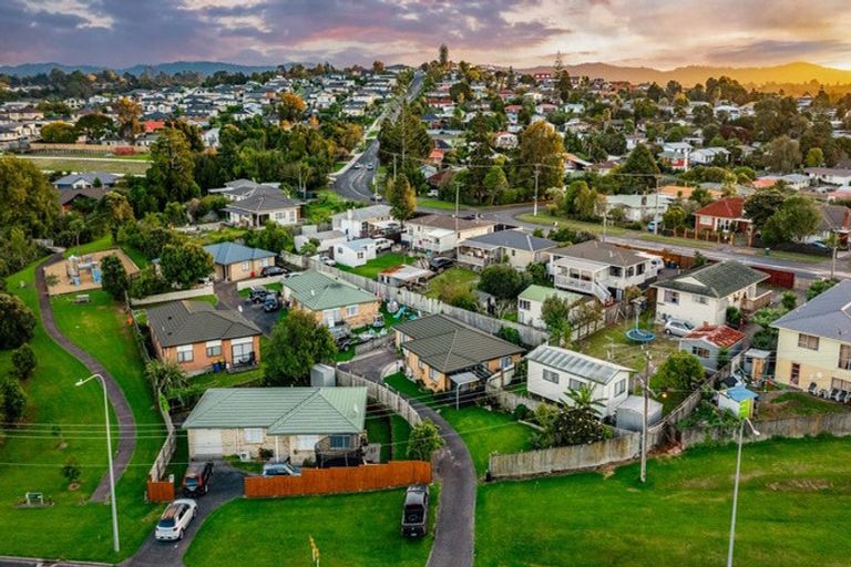 Photo of property in 3 Munroe Road, Ranui, Auckland, 0612