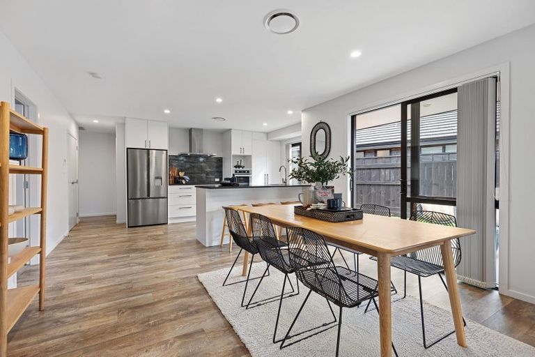 Photo of property in 128 Adler Drive, Ohauiti, Tauranga, 3112