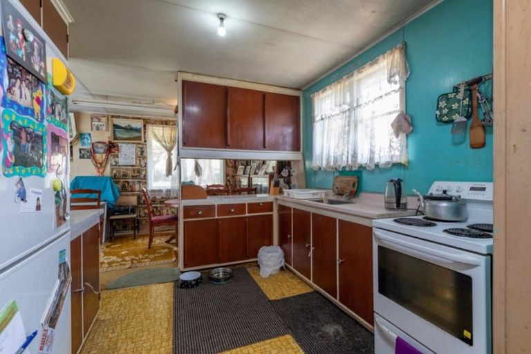 Photo of property in 106 Arahura Crescent, Waitangirua, Porirua, 5024