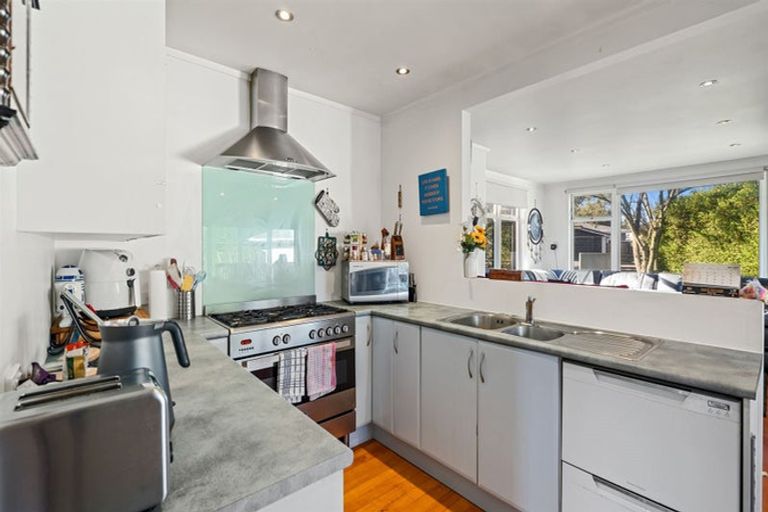 Photo of property in 24 Stirling Grove, Greerton, Tauranga, 3112