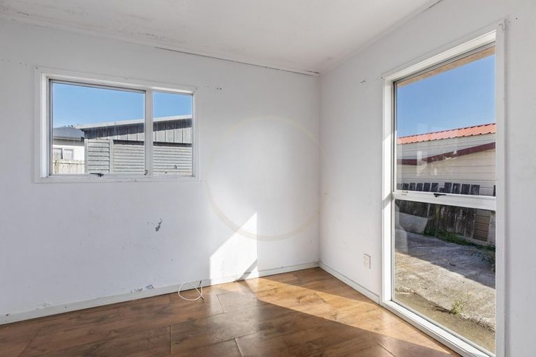 Photo of property in 9 Tannock Place, Mangere East, Auckland, 2024