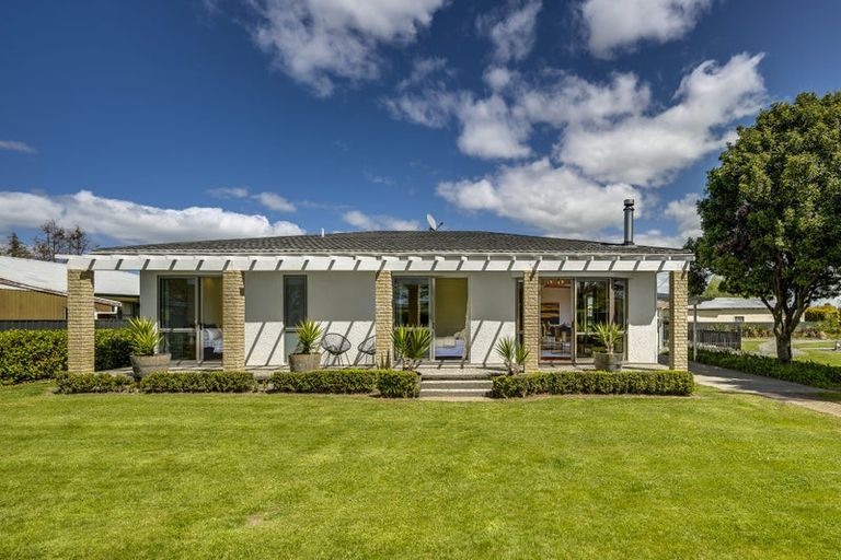 Photo of property in 3 Saint Andrews Road, Havelock North, 4130