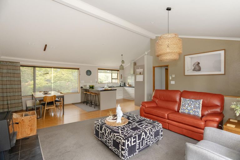 Photo of property in 94-98 Weston Road, Weston, Oamaru, 9401