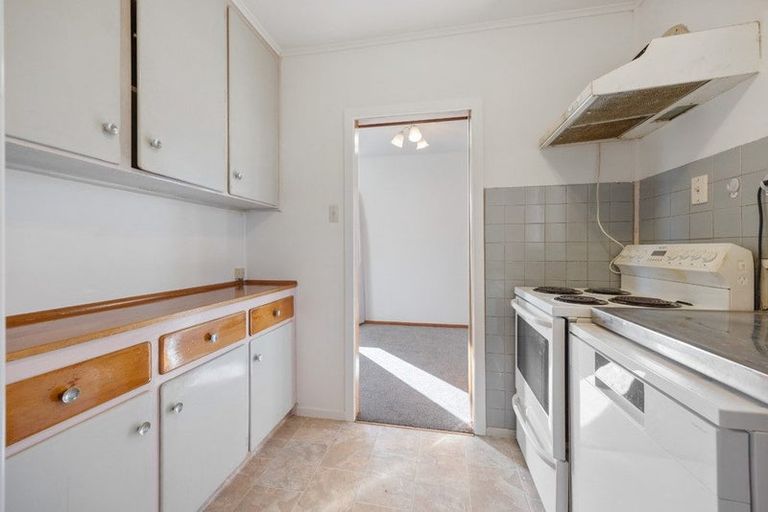 Photo of property in 84 Barrys Road, Glendene, Auckland, 0602