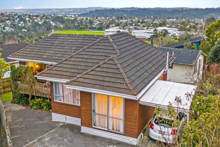 Photo of property in 2/90 Birkdale Road, Birkdale, Auckland, 0626