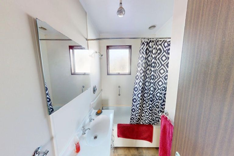 Photo of property in 113a Cornfoot Street, Castlecliff, Whanganui, 4501