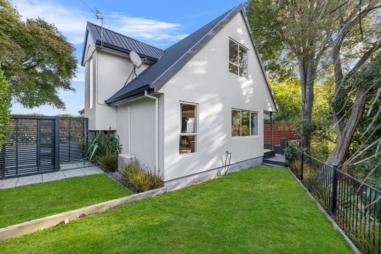 Photo of property in 2/96a Staveley Street, Avonhead, Christchurch, 8042