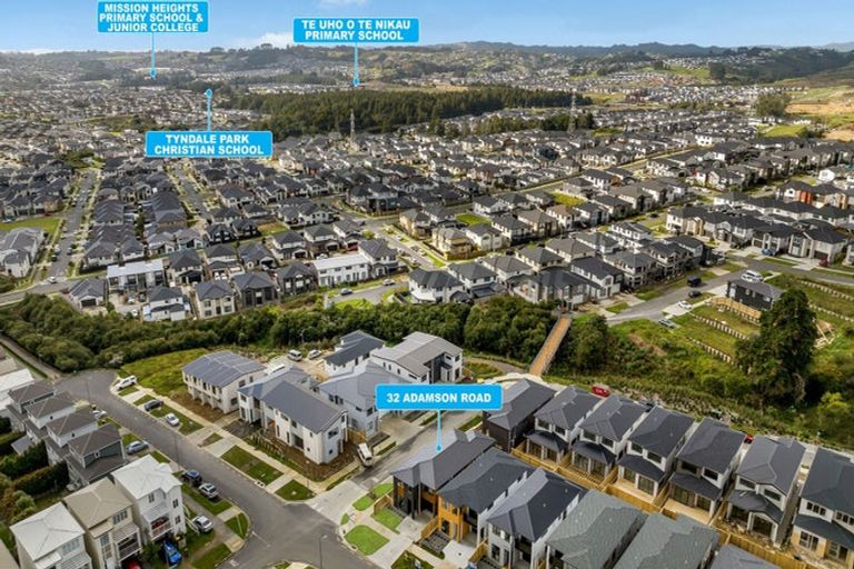 Photo of property in 32 Adamson Road, Flat Bush, Auckland, 2019