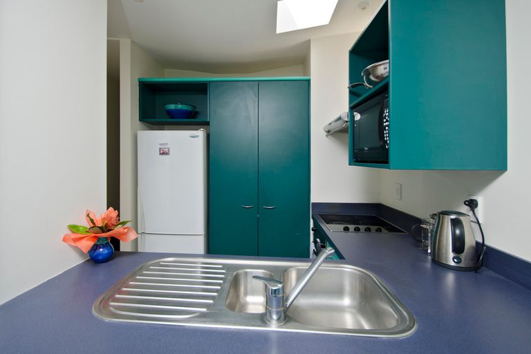 Photo of property in 304/6 Adams Avenue, Mount Maunganui, 3116