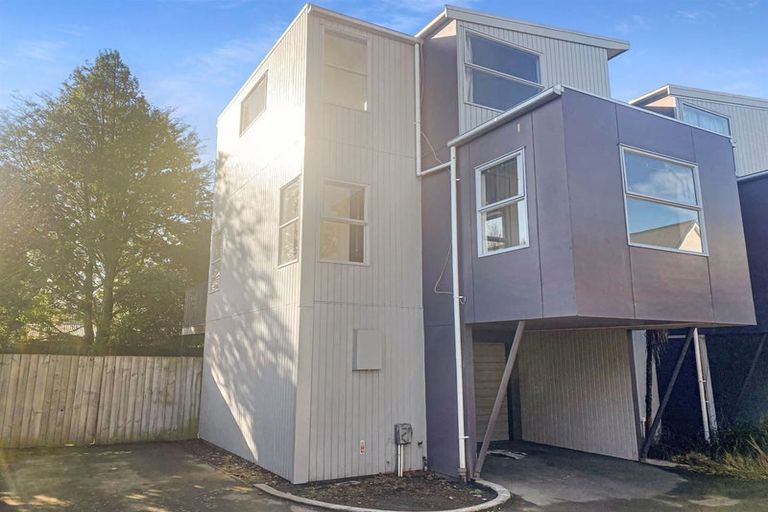 Photo of property in 6/3 Grove Road, Addington, Christchurch, 8024