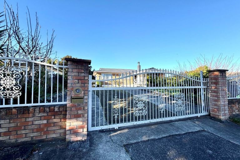 Photo of property in 23 Hyperion Drive, Randwick Park, Auckland, 2105