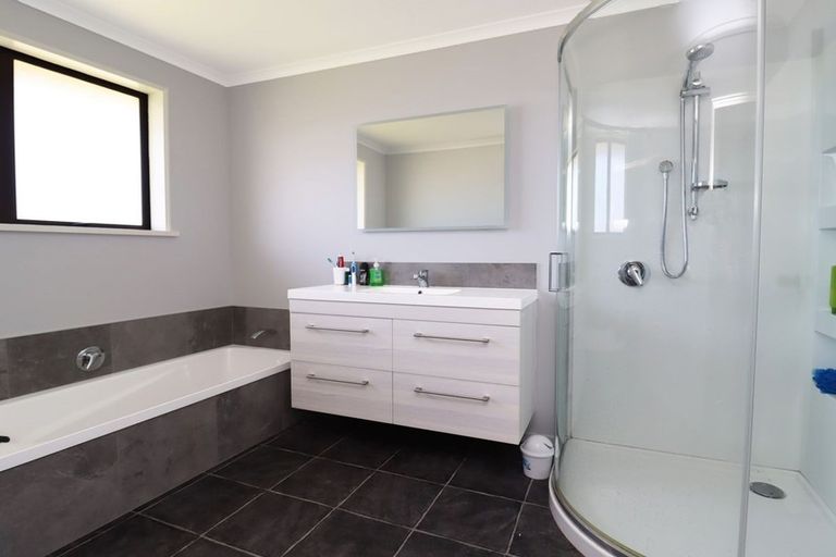 Photo of property in 29 Gordon Street, Weston, Oamaru, 9401