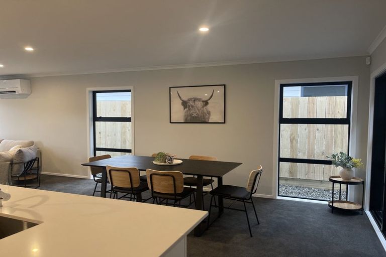 Photo of property in 21 Te Ara O Roimata, Wainuiomata, Lower Hutt, 5014