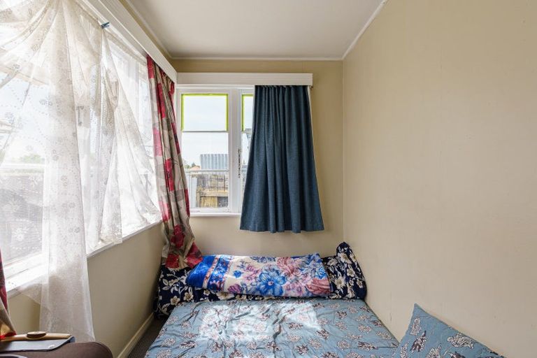 Photo of property in 1019 Saint Aubyn Street West, Saint Leonards, Hastings, 4120