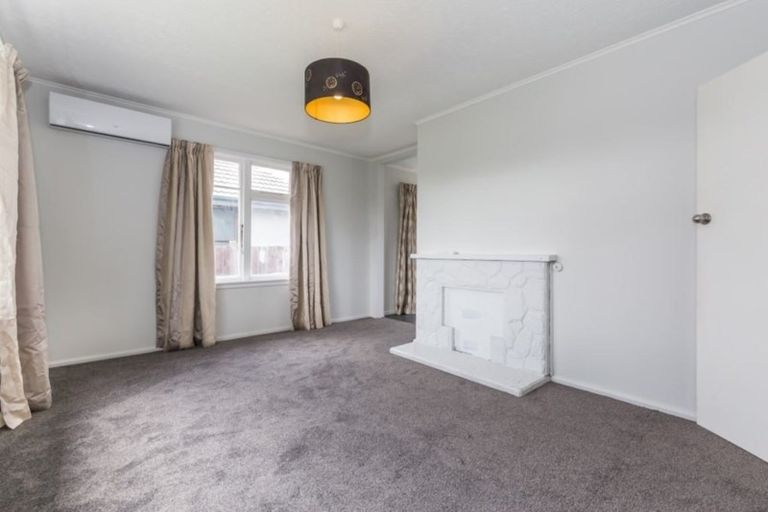 Photo of property in 19 Matangi Street, Hei Hei, Christchurch, 8042