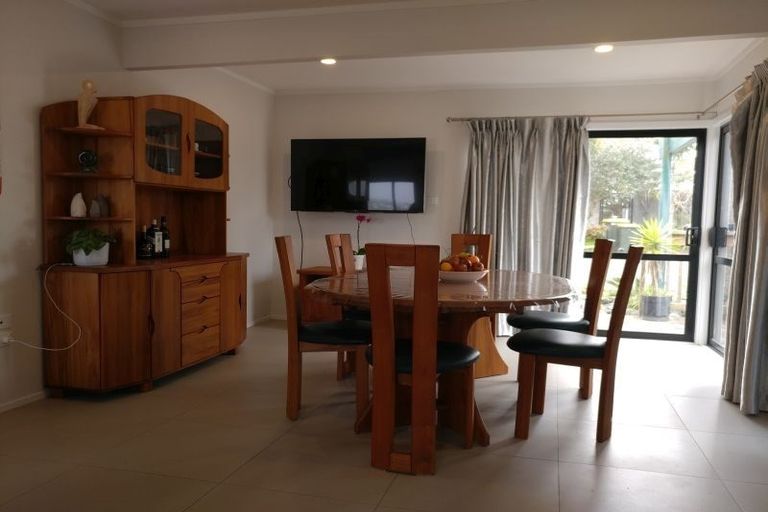 Photo of property in 19 Firth Road, Torbay, Auckland, 0630