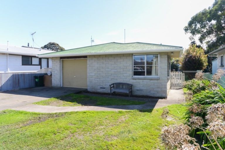 Photo of property in 7 Kuku Street, Te Awanga, 4102