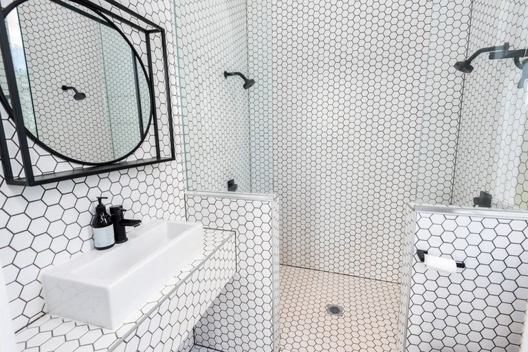 Photo of property in 41 Church Road, Ardmore, Papakura, 2582