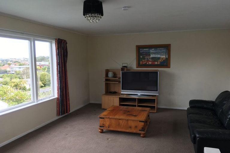 Photo of property in 1 Waiau Street, Torbay, Auckland, 0630