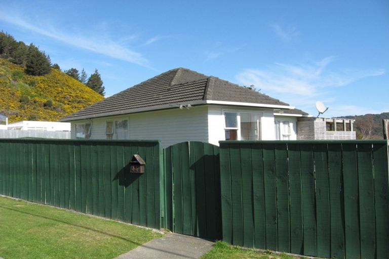 Photo of property in 44 Castlerea Street, Wainuiomata, Lower Hutt, 5014
