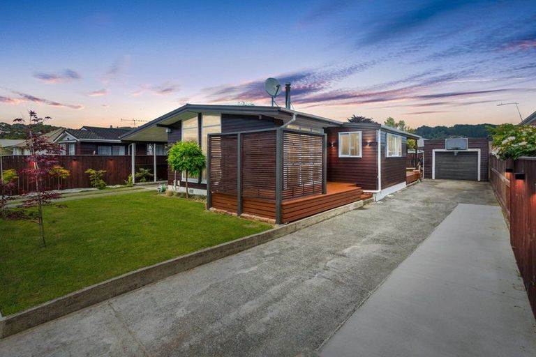 Photo of property in 27 Kiwi Street, Heretaunga, Upper Hutt, 5018